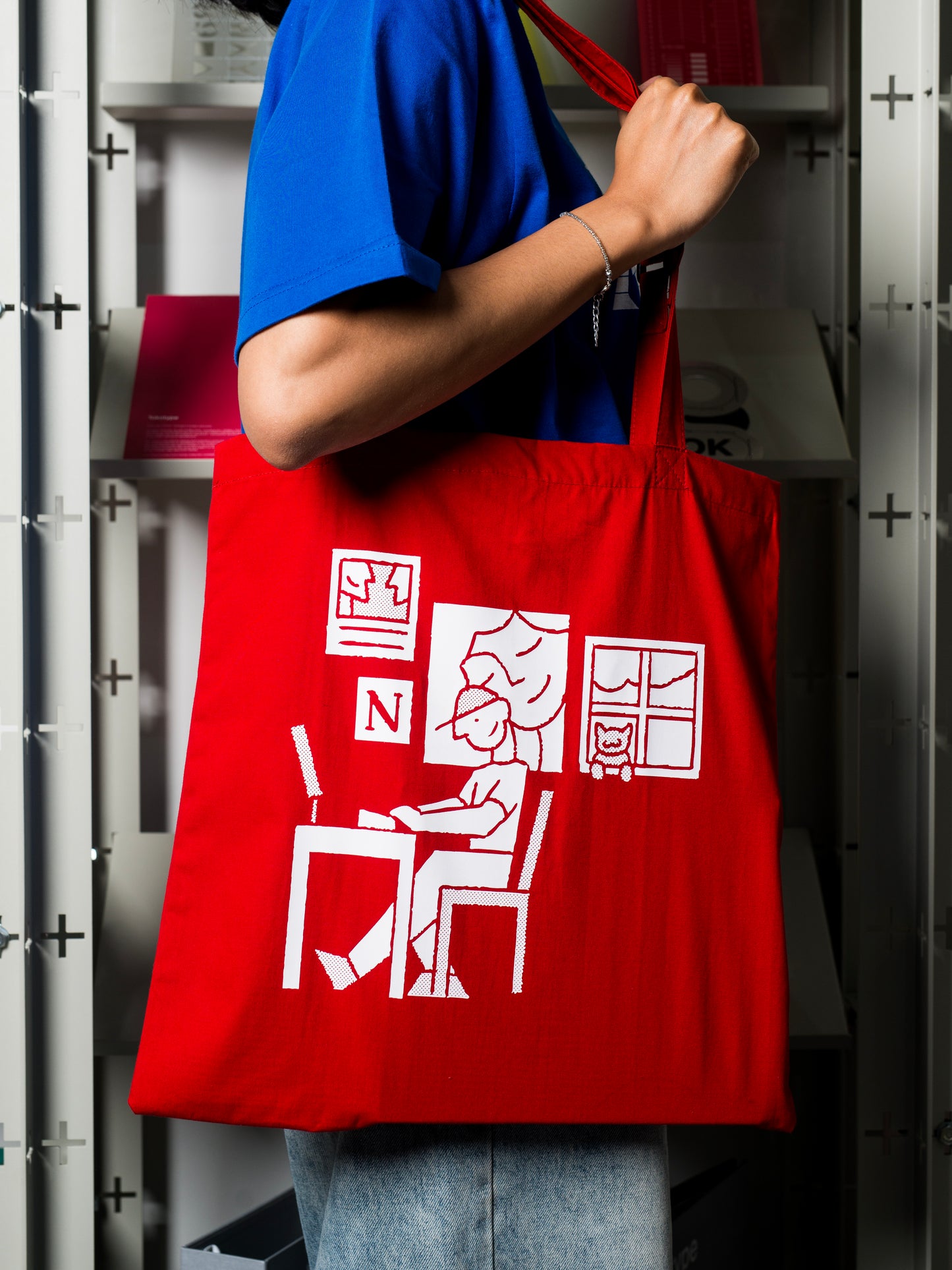Font Family Totes - Red